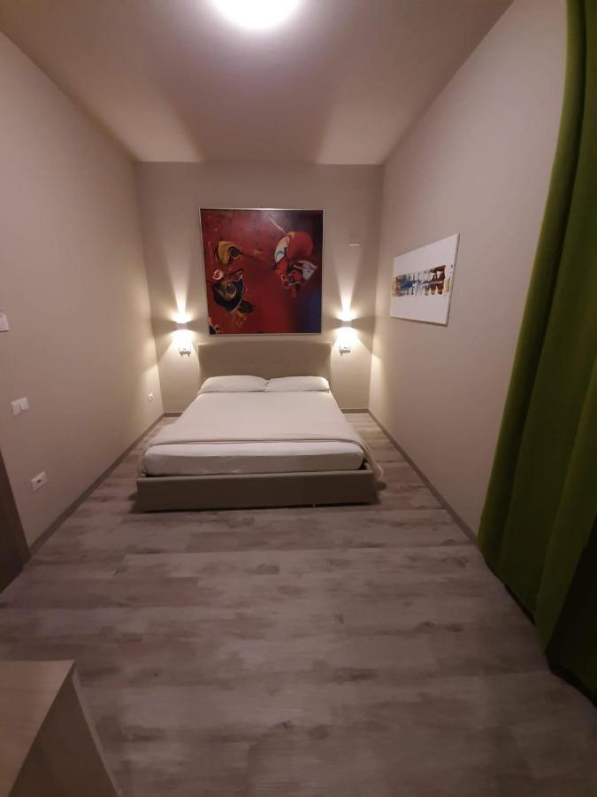 Hotel & Ristorante L'Angoletto In Selci Selci  エクステリア 写真